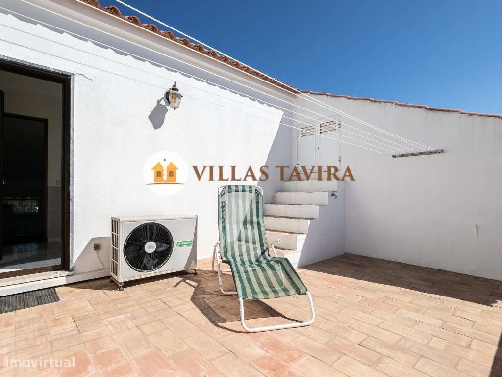 Moradia T3+1 - Centro da cidade - Com Piscina e garagem - Grande imagem: 3/60