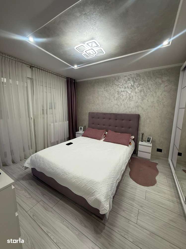 Apartament 3 camere complet renovat • Parter • Zona Comisia  Centrala-18