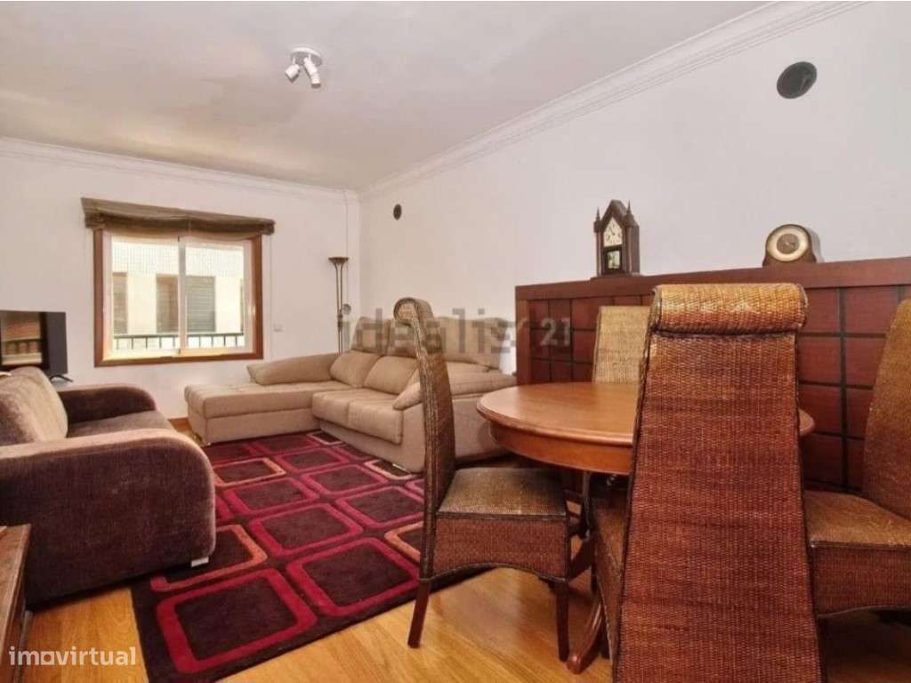 Bairro Salgado - T2 Espetacular com Parqueamento e Arrecadação-6