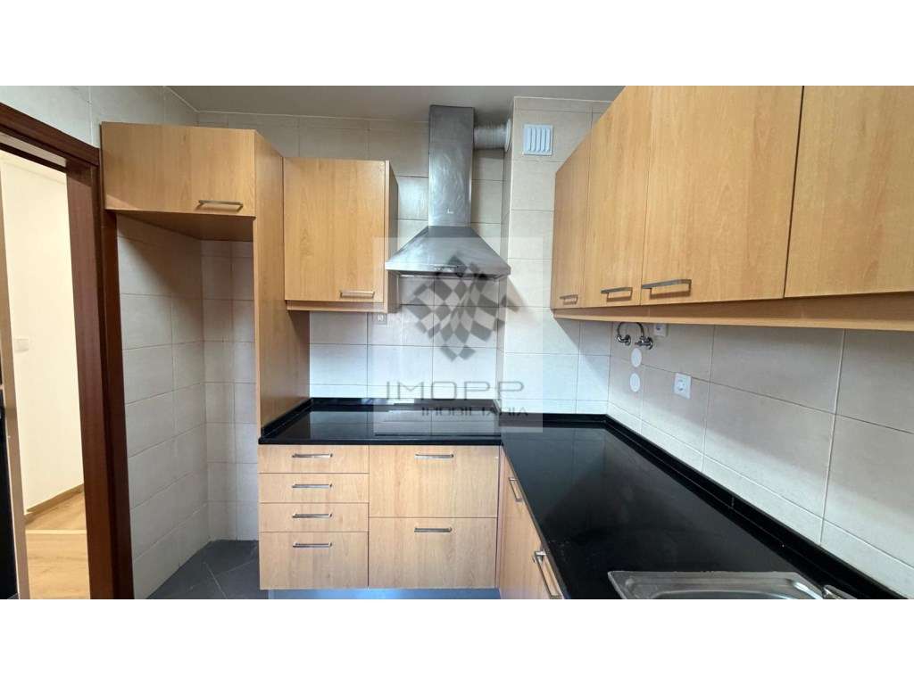 Reservado - Excelente T3 renovado nos Olivais-5