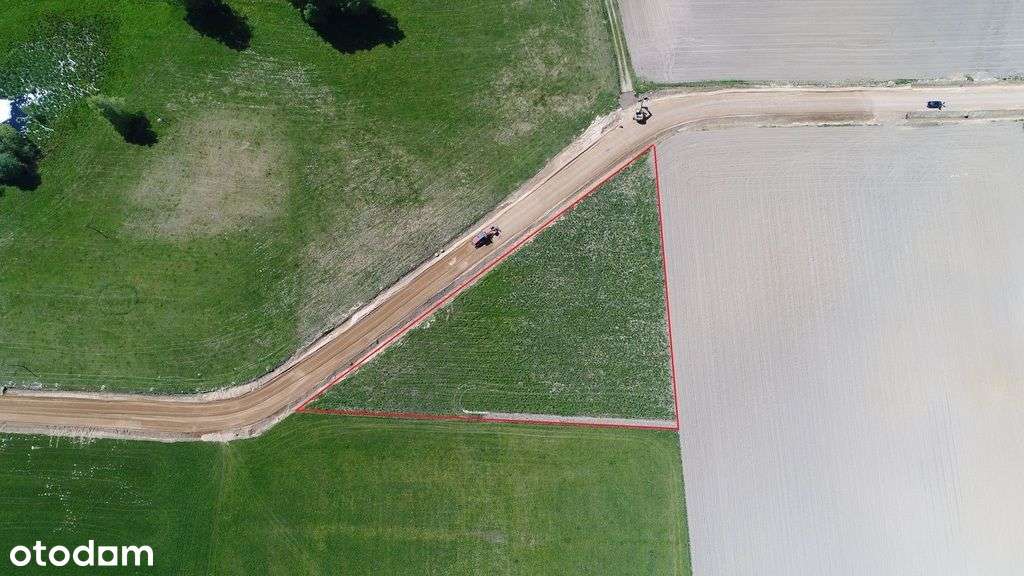 Urokliwa działka w spokojnej okolicy - Pełny obrazek: 4/6