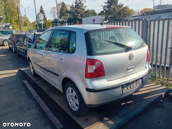 *VOLKSWAGEN POLO 9N* Samochód na części - 8