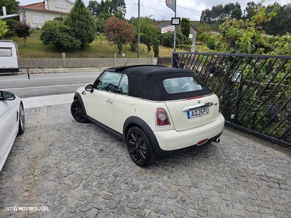 MINI Cabrio Cooper - 11