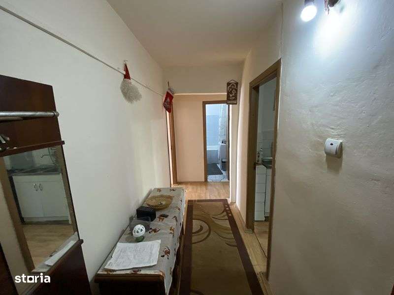 Vand apartament 2 camere decomandat - Imagine principală: 5/7