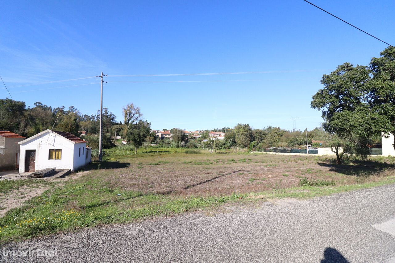 Terreno para construção de moradia na Freguesia de Moinhos da Gândara,