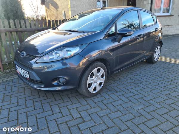 Ford Fiesta 1.4 TDCi Ambiente - 2