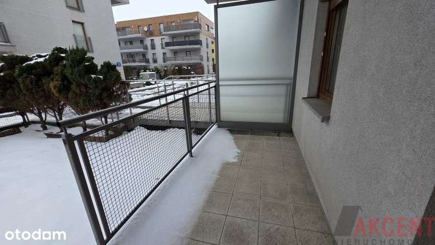 Lokal 3-pokojowy z garażem, tarasem i ogródkiem-6