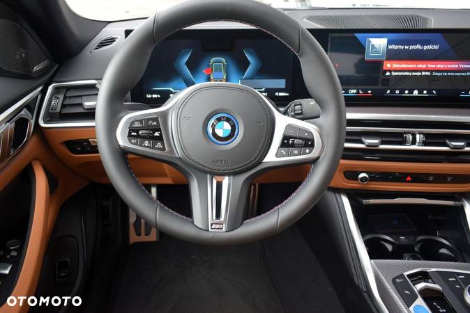 BMW i4 - 13