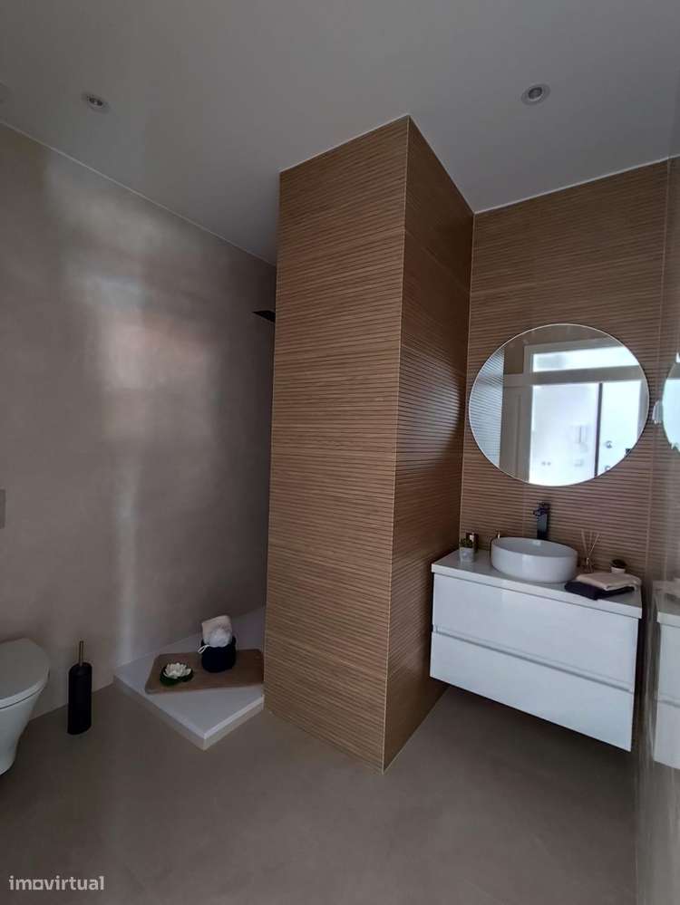 T2 totalmente remodelado em São Vicente-8