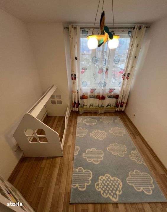 Apartament cu 3 camere 75 mp, 2 balcoane, zona Vivo-3