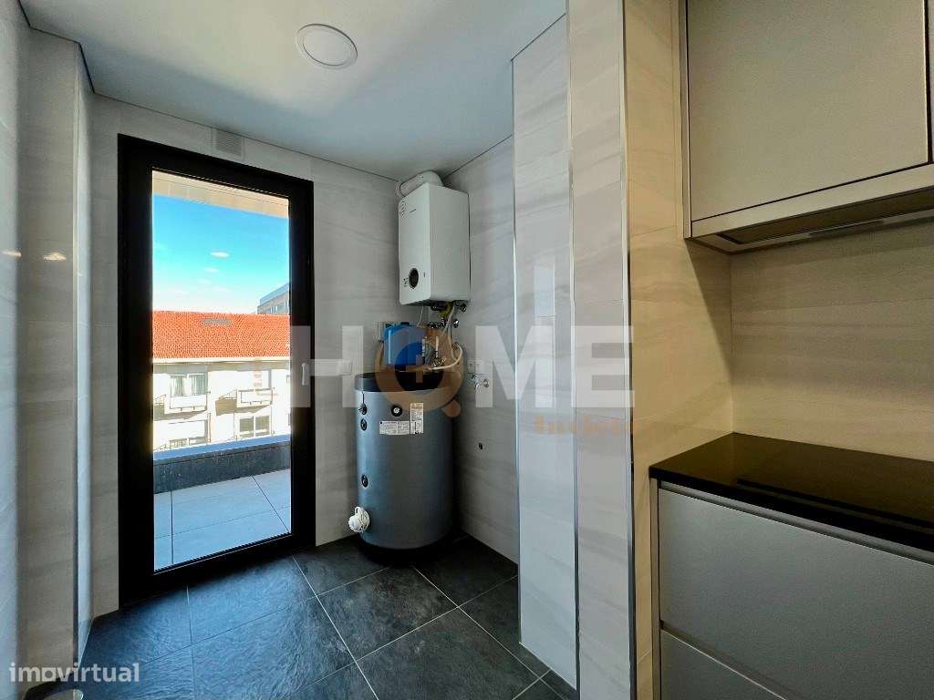 EXCELENTE Apartamento T3 NOVO | em plena Av. da Boavista-9