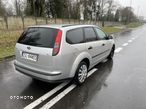 Ford Focus 1.6 TDCi Ambiente DPF - 6