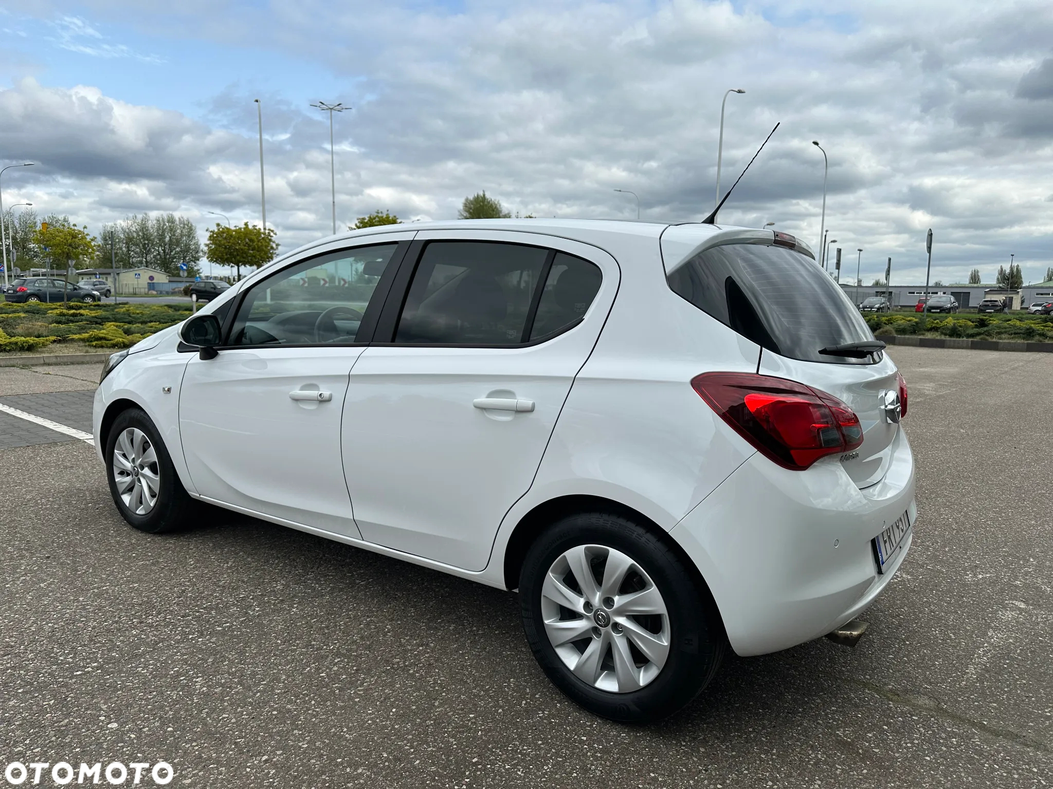 Opel Corsa 1.4 16V Sport - 15