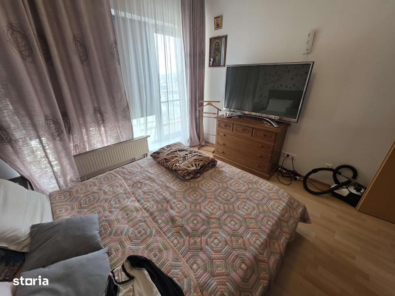 1 Decembrie 1918, 15 minute metrou,complex Rasarit de Soare, bloc 2007-9