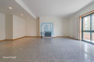 Apartamento T3 nos Pinhais da Foz, Porto