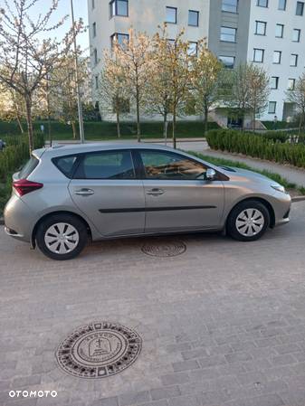 Toyota Auris 1.33 VVT-i Comfort - 4