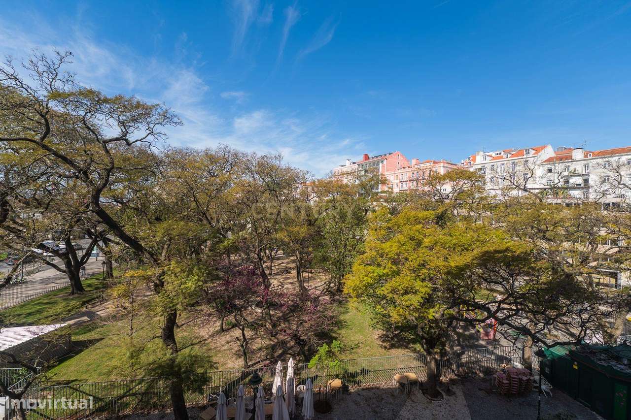 Elegante Apartamento T2 c/ 2 suites | Totalmente Remodelado e Equipado - Grande imagem: 4/40