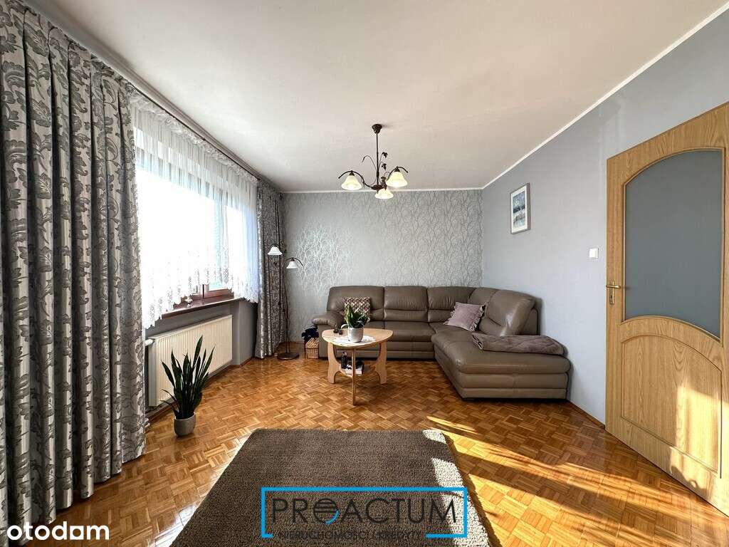 Dom - z dodatkową powierzchnią pod działalność-8