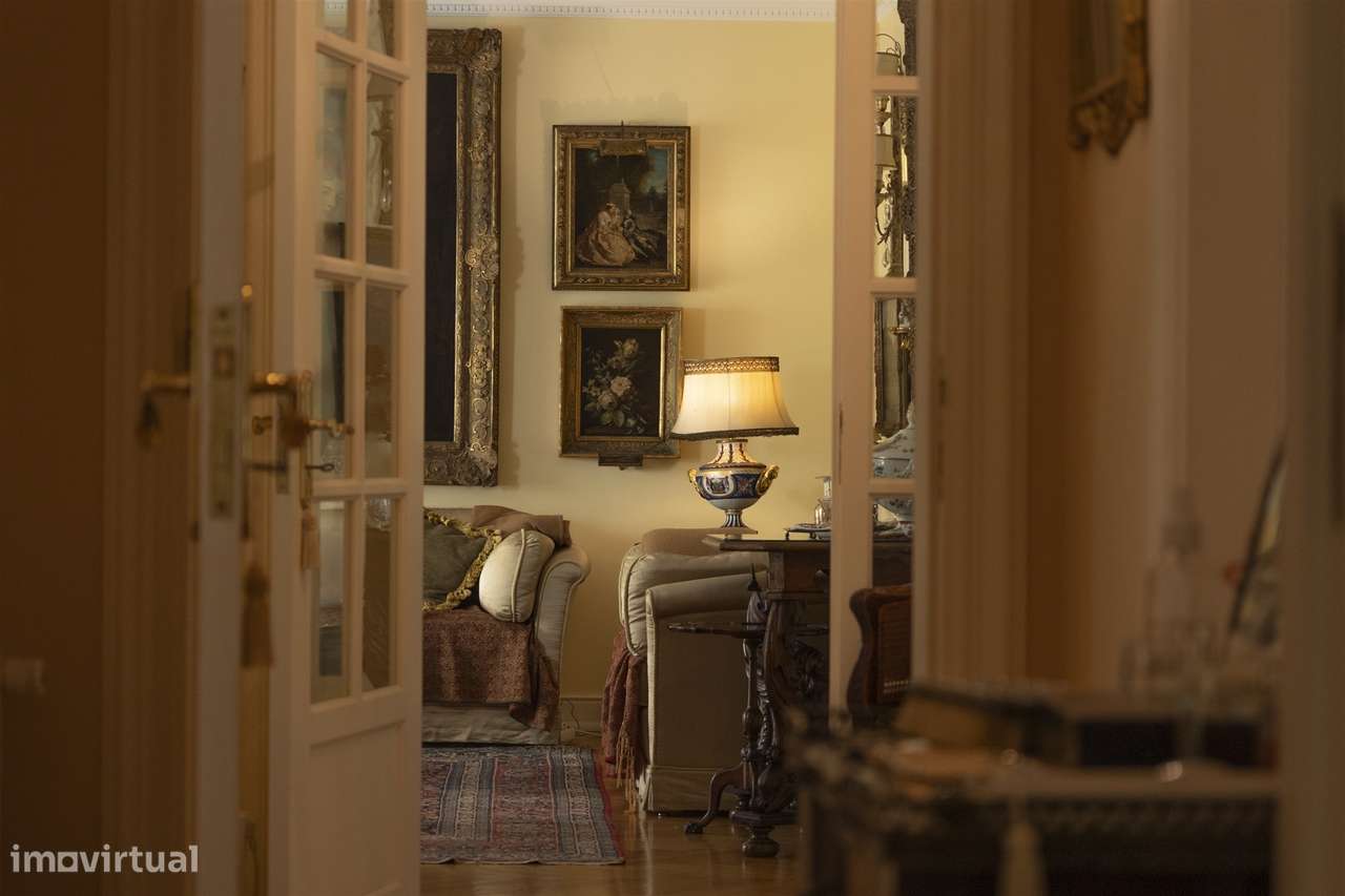 Apartamento T4 em condomínio privado histórico no Estoril, Cascais | R - Grande imagem: 4/23