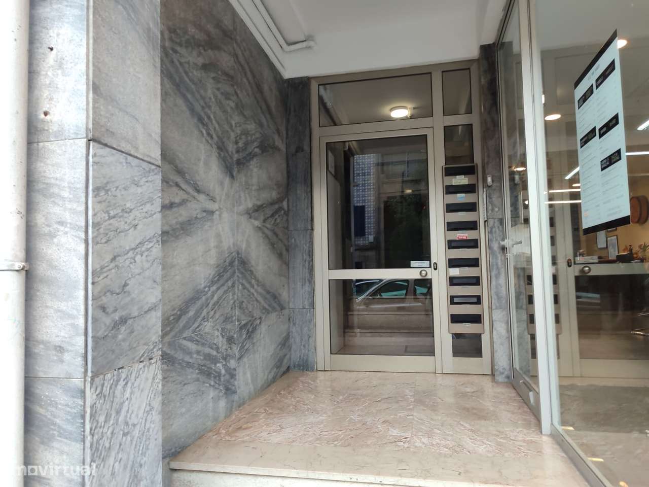Excelente T1 c/ Varanda +Lavandaria - Próximo Metro e Baixa Portuense-16