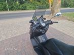 Yamaha X-max - 10