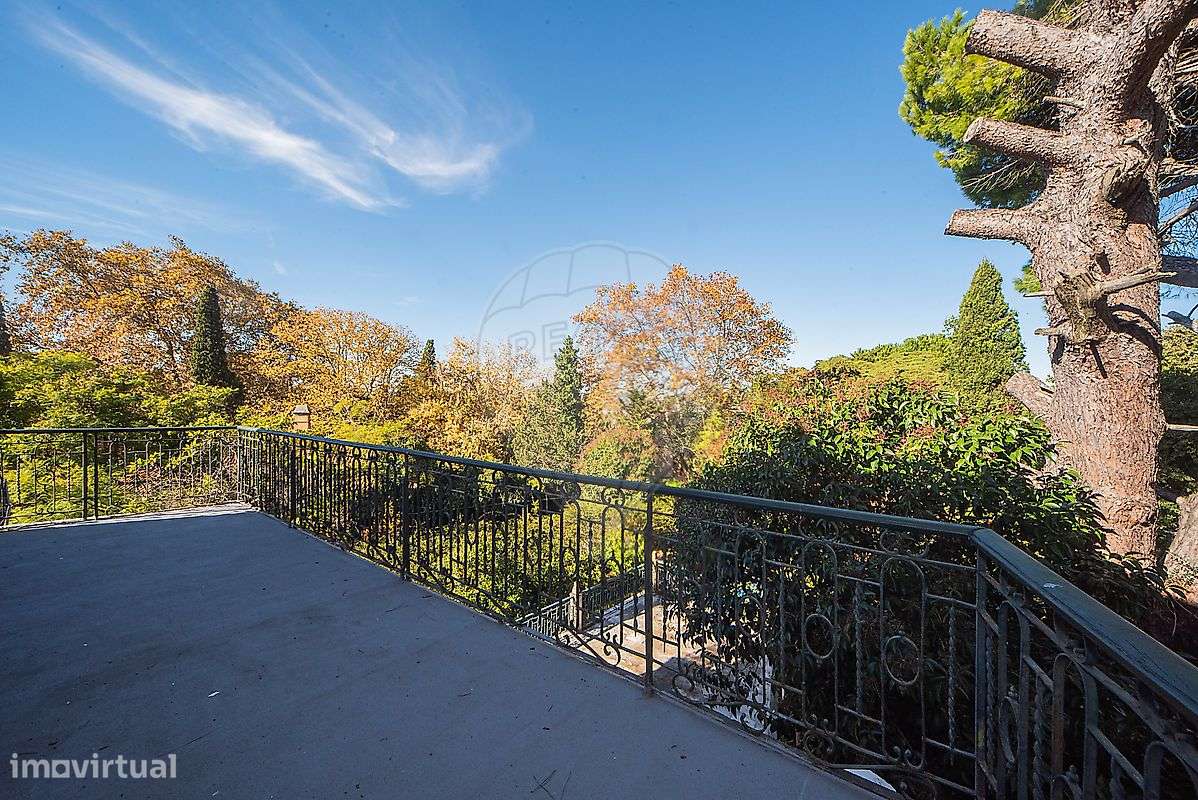 Moradia T6 para venda-22