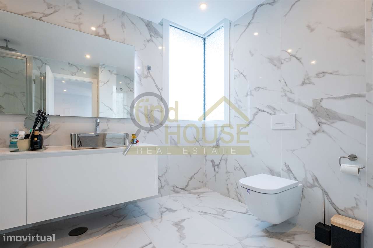 Moradia Isolada V3 com piscina junto à Herdade da Aroeira-32