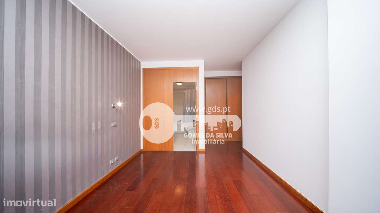 Apartamento T3 com Garagem – Rua José António Cruz, Braga (S. Vítor)-25