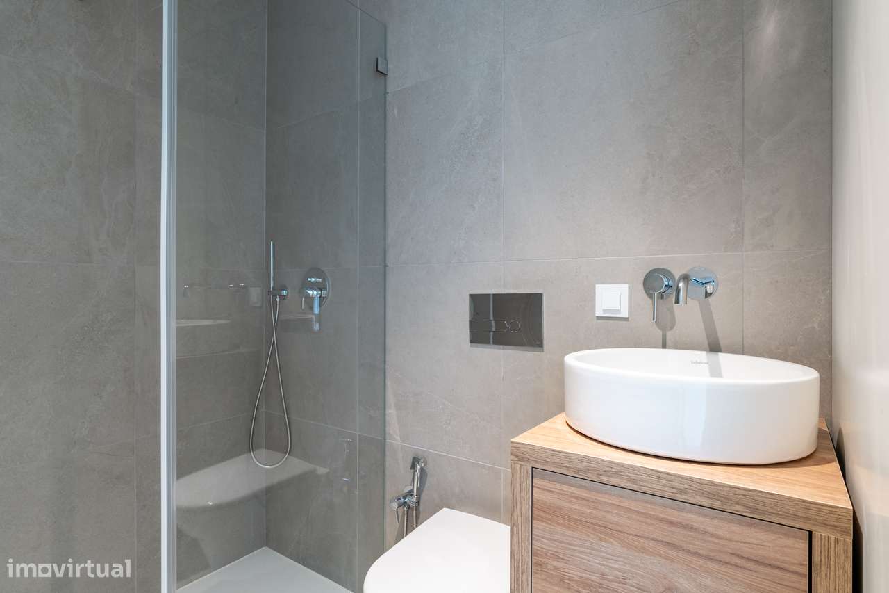 Luxuosa penthouse com vista mar e piscina aquecida-24