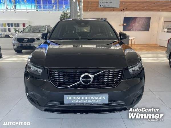 Volvo XC 40 - 3