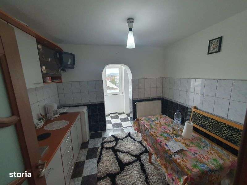 Apartament de inchiriat - Imagine principală: 4/8