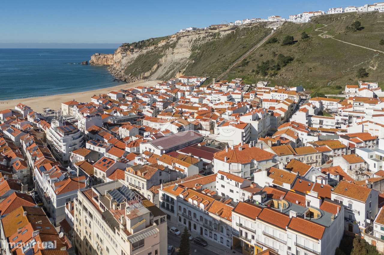 Loja perto da praia da Nazaré-37