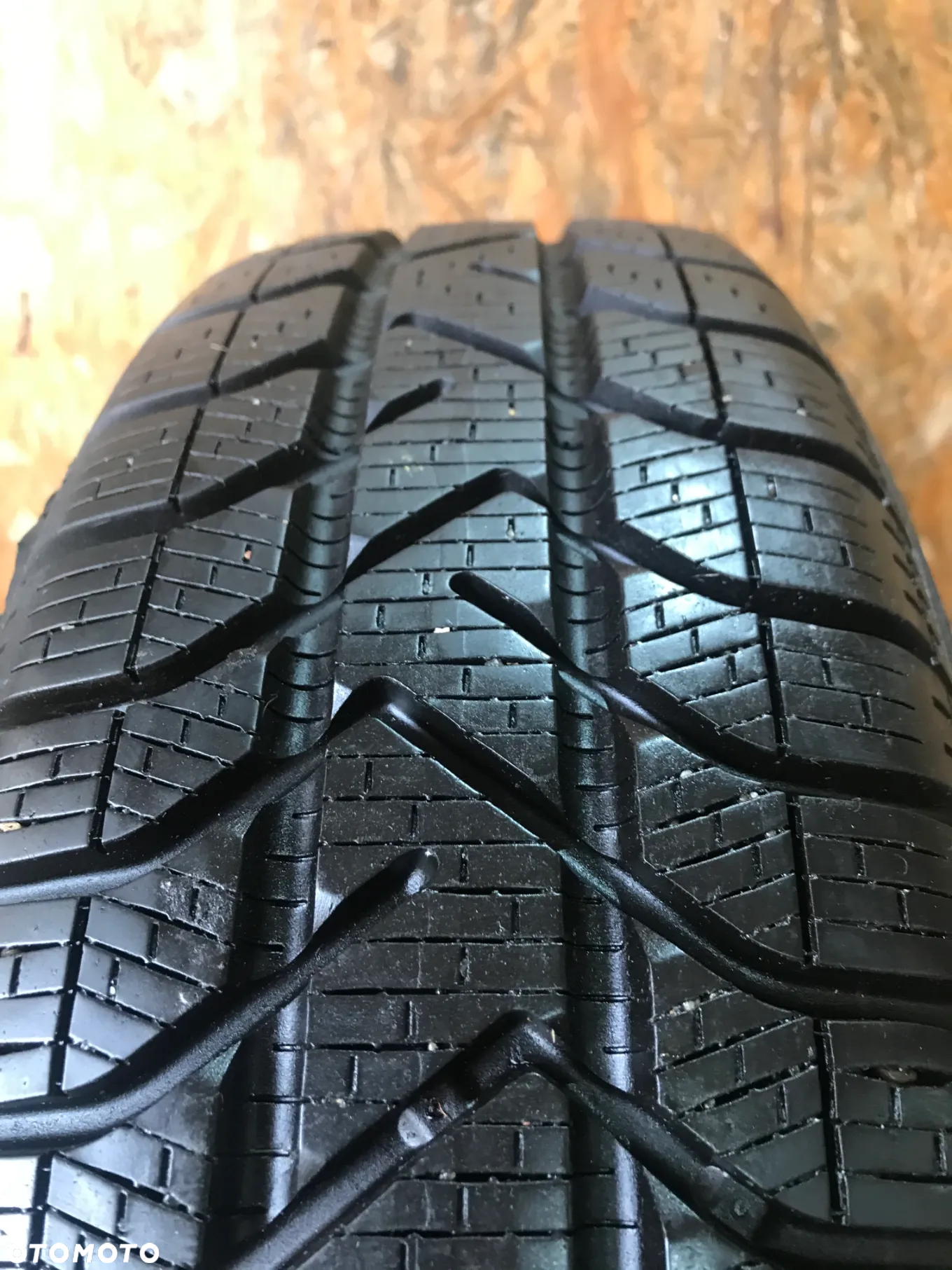 1 OPONA ZIMOWA PIRELLI 175/65/15  88H  XL , M+S - 2