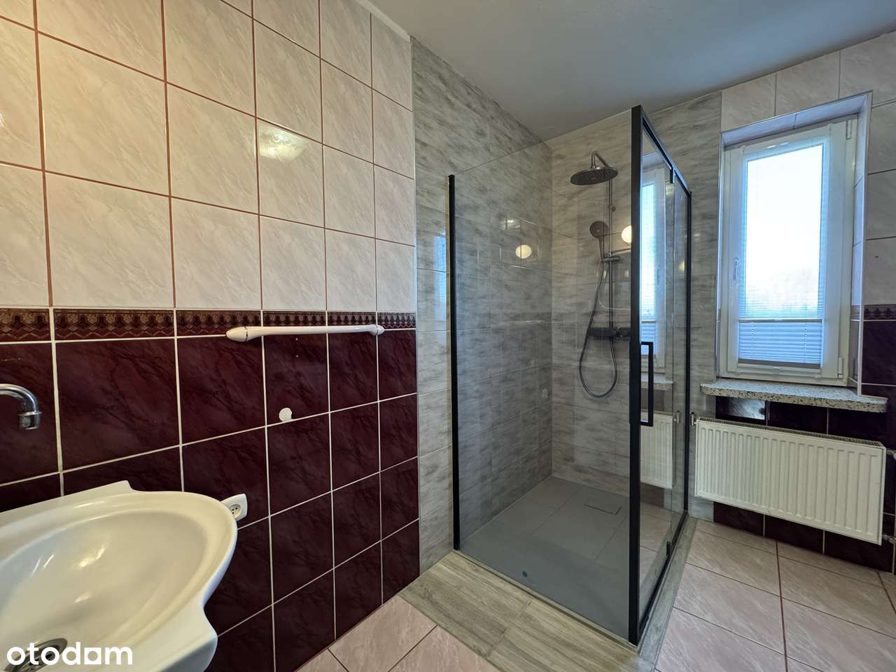 Gospodarstwo z domem, zabudowaniami i gruntami rolnymi-4,06h-16