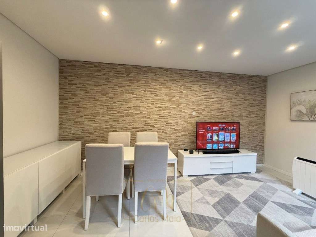 Moradia T2+1 renovada em Nova Sintra - Póvoa de Varzim - Grande imagem: 5/17