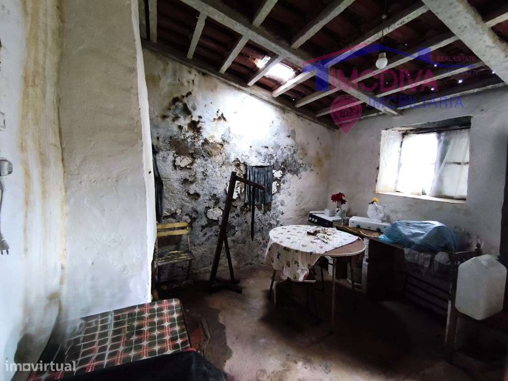 Casa Rústica com terreno situado em Troviscais, Pedrogão Grande-6