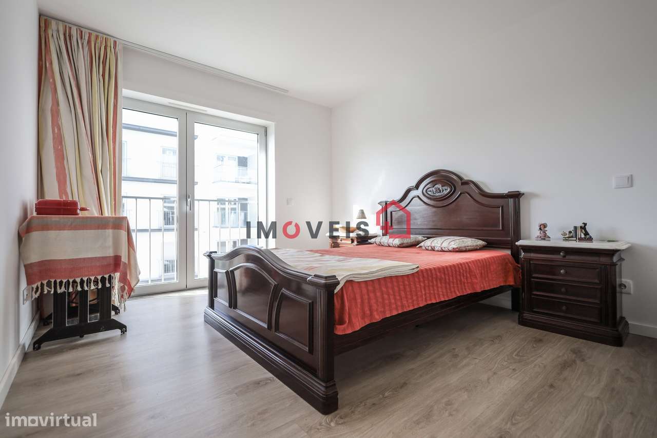 Apartamento T3 c/ garagem fechada - Leiria-17