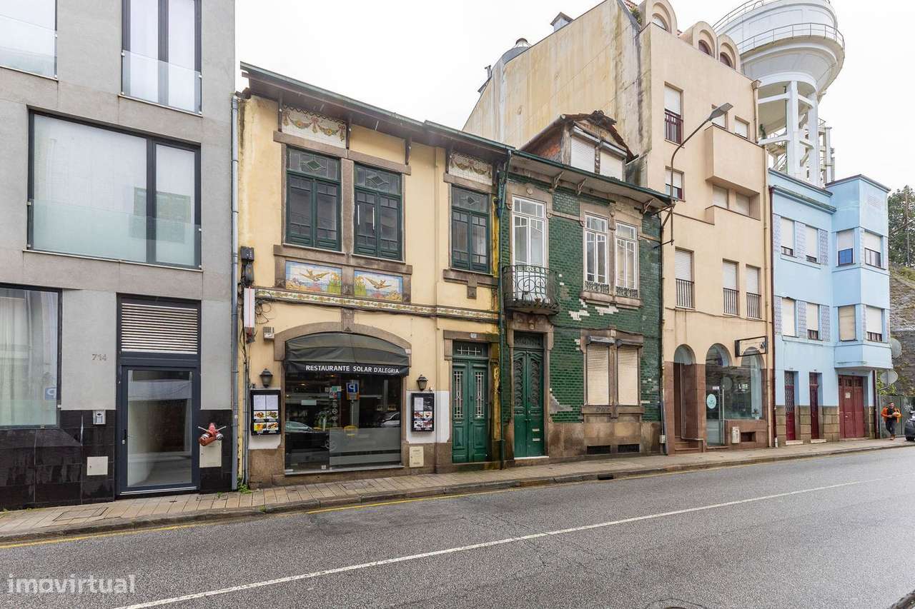 Andar Moradia T4 Duplex para Renovar | Rua da Alegria no Porto |... - Grande imagem: 3/26