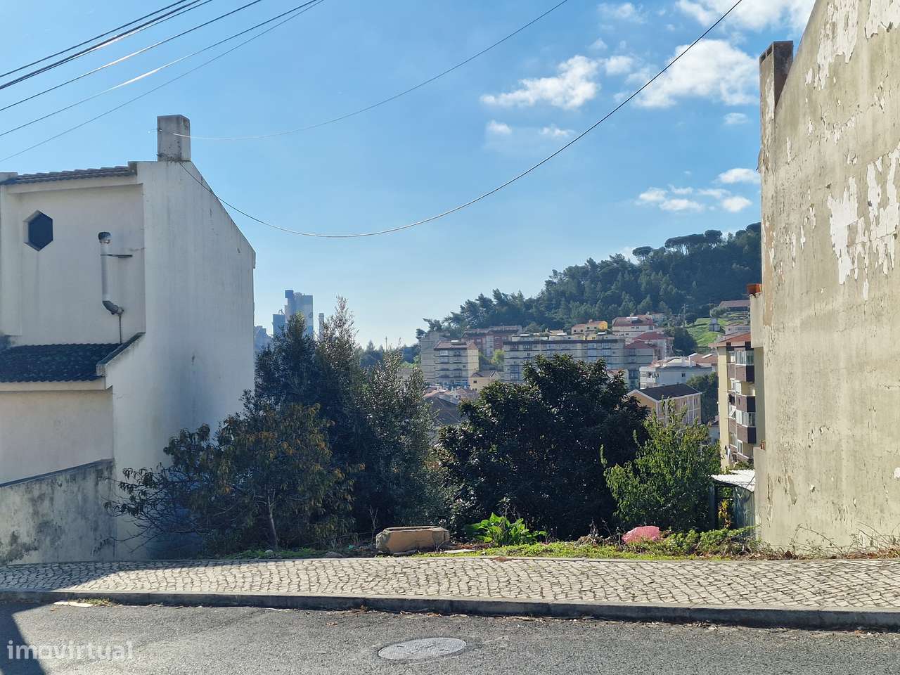 Terreno Misto com Elevado Potencial de Investimento-6