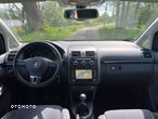 Volkswagen Touran 2.0 TDI DPF BlueMotion Technology Highline - 15