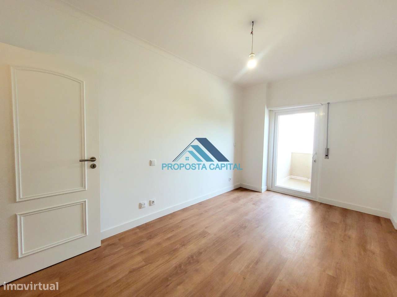 APARTAMENTO T3 TOTALMENTE REMODELADO | ESTRADA DA LUZ - COM GARAGEM-41