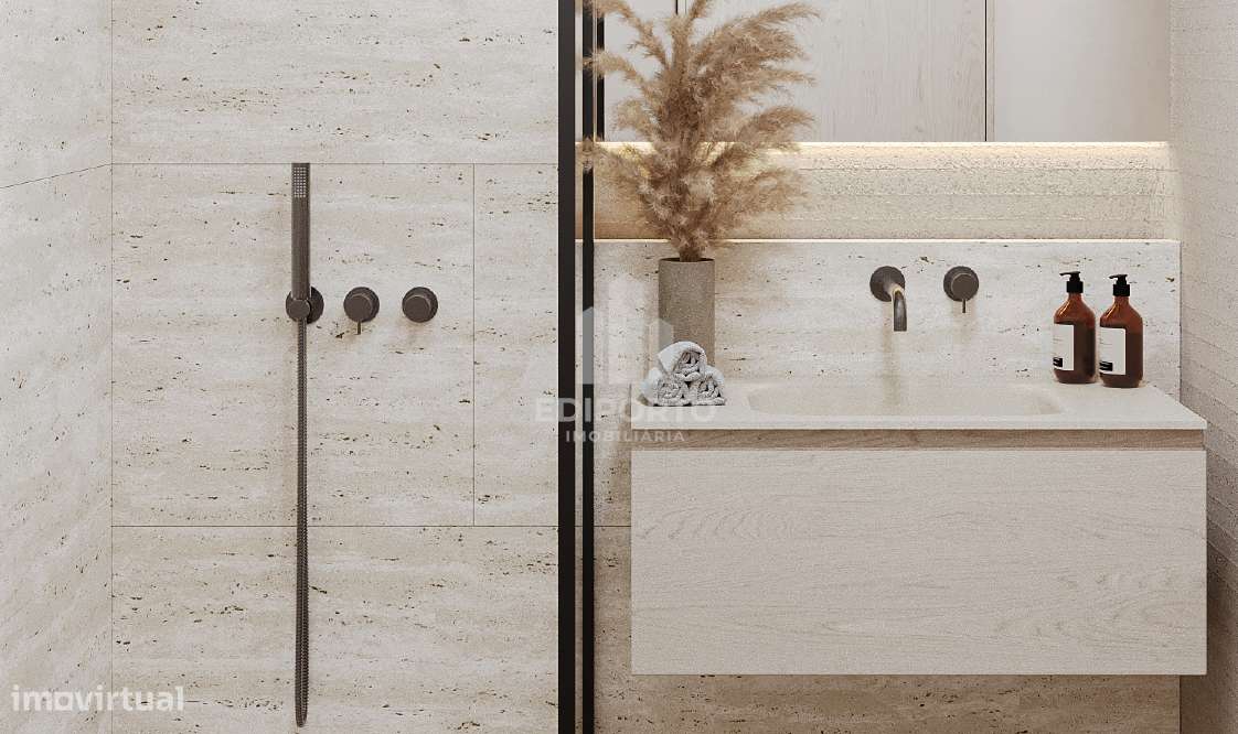 Moradia T2 com Jardim, Condomínio c/ piscina e ginásio a 15 Minutos do-17