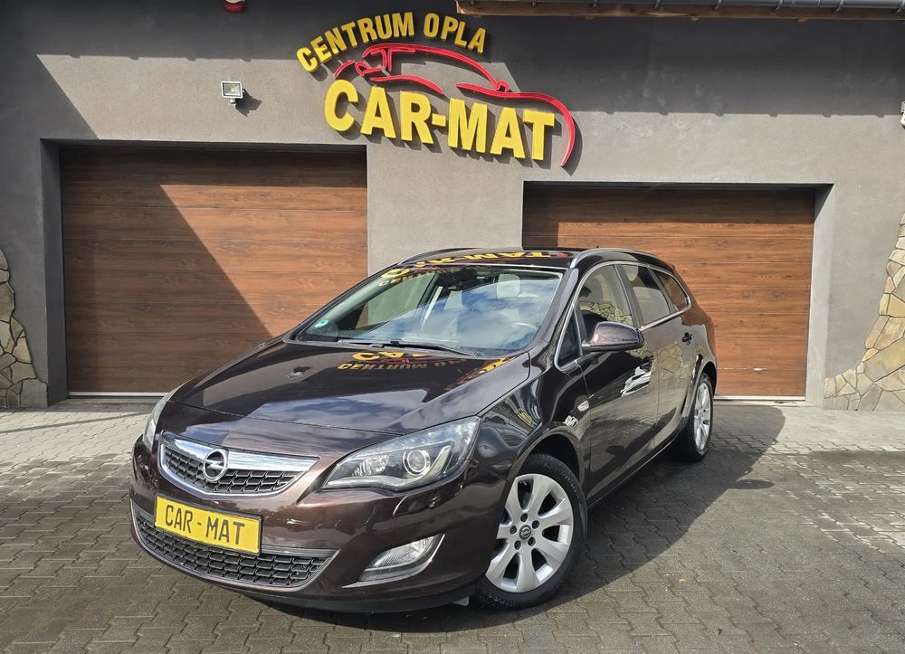 Opel Astra J 1.6 Turbo Innovation 2012