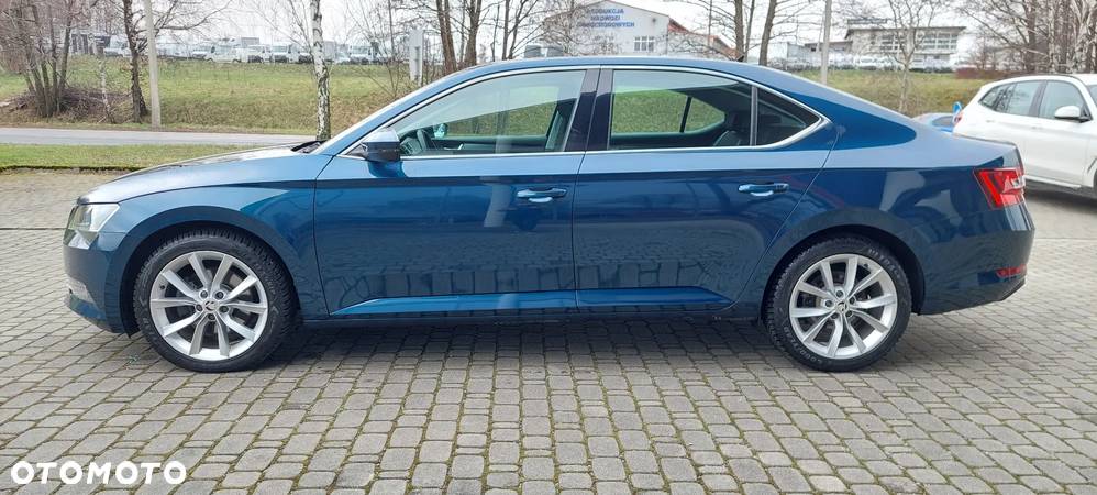 Skoda Superb 1.5 TSI ACT Style DSG - 4