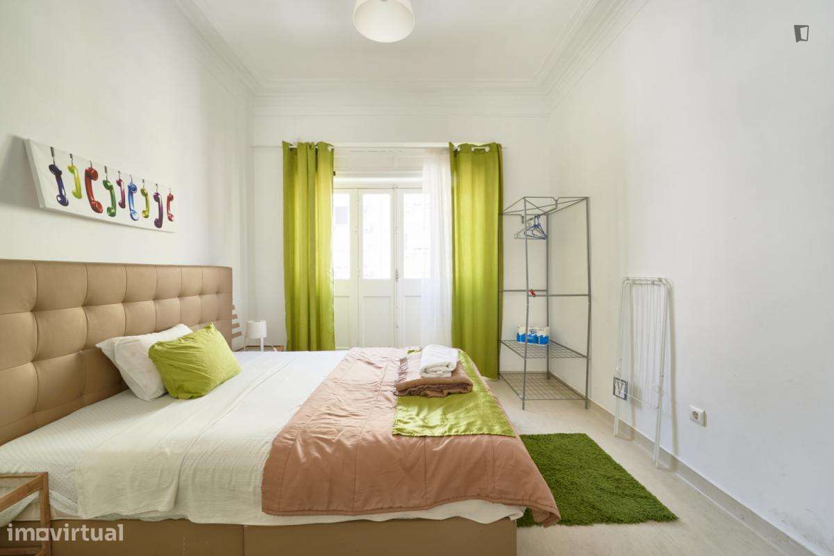 Quarto - localizado em Saldanha Lisbon - Grande imagem: 2/22