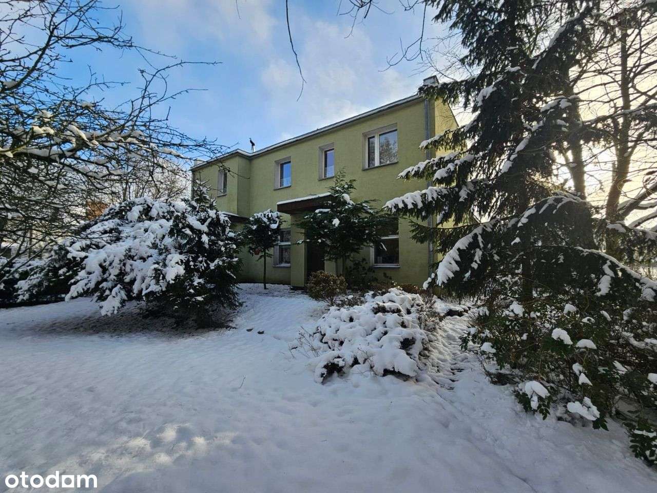 Dom z warsztatem na sprzedaż w Kijewie !-1