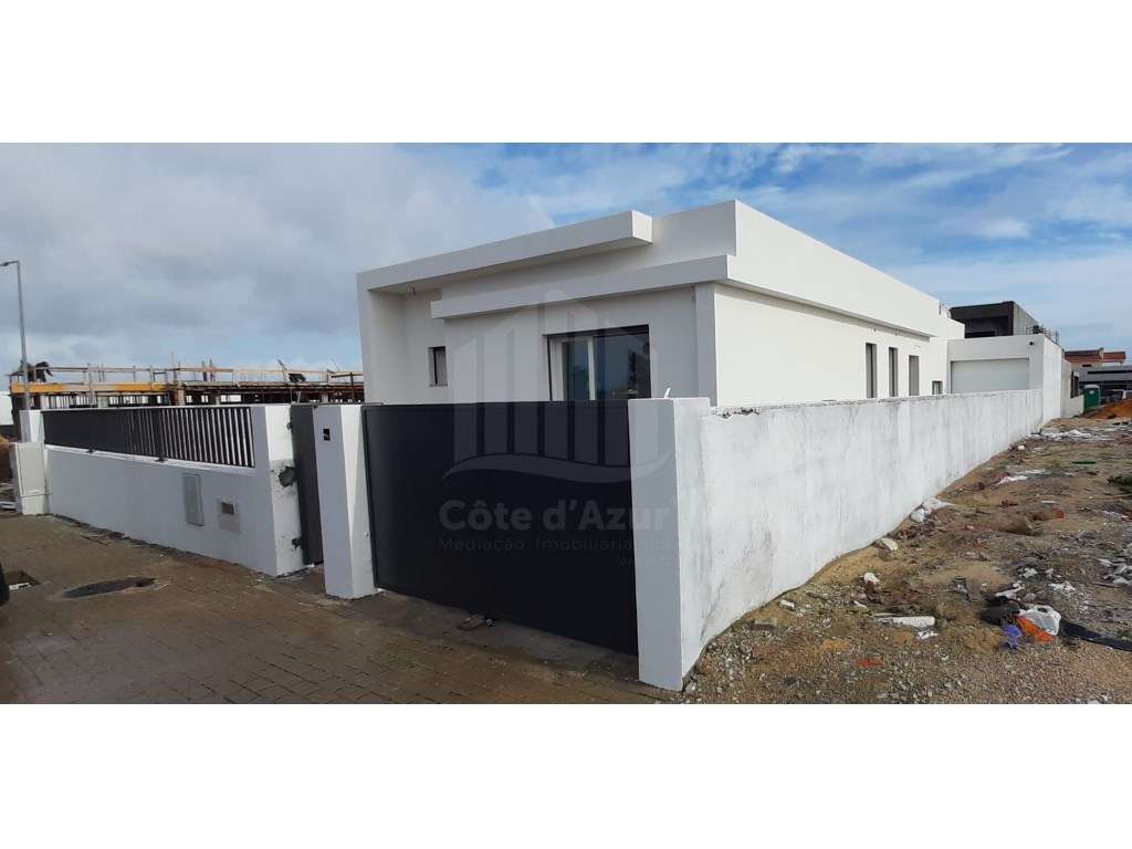 Moradia Térrea T3 de Luxo com Piscina - Azeitão - Grande imagem: 2/23