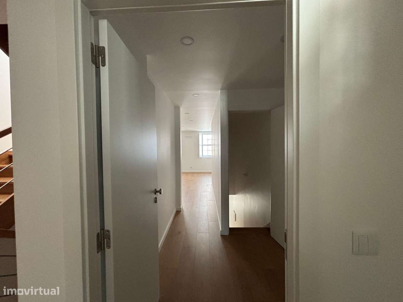 venda de magnifico prédio na Rua da Matemática (4 T0´s e 5 T1's)-45