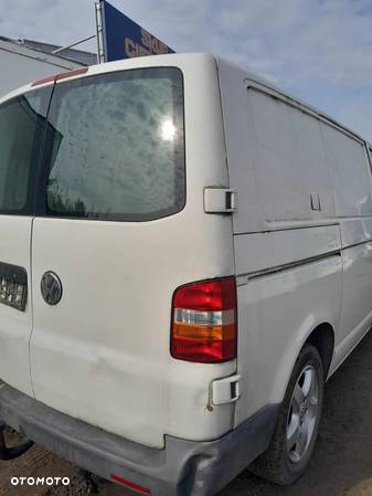 Drzwi tylne prawe Volkswagen Transporter T5 !! Uszkodzone !! KPL. - 2