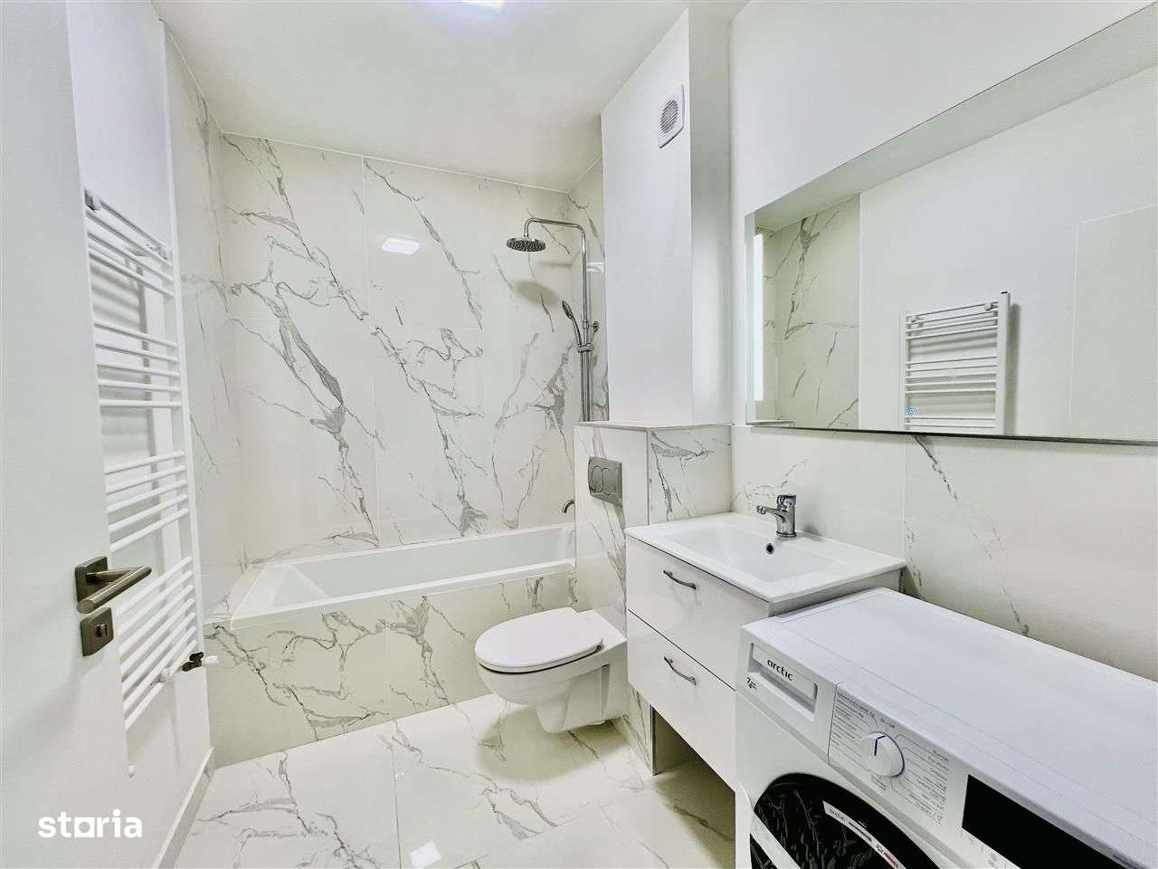 Apartament 3 camere, 2 băi + terasă, AC, loc parcare - cartier nou - Imagine principală: 4/10